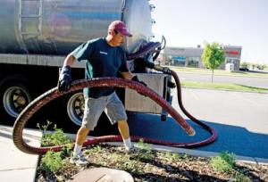 Jose is on a grease trap cleanout job in Westchester